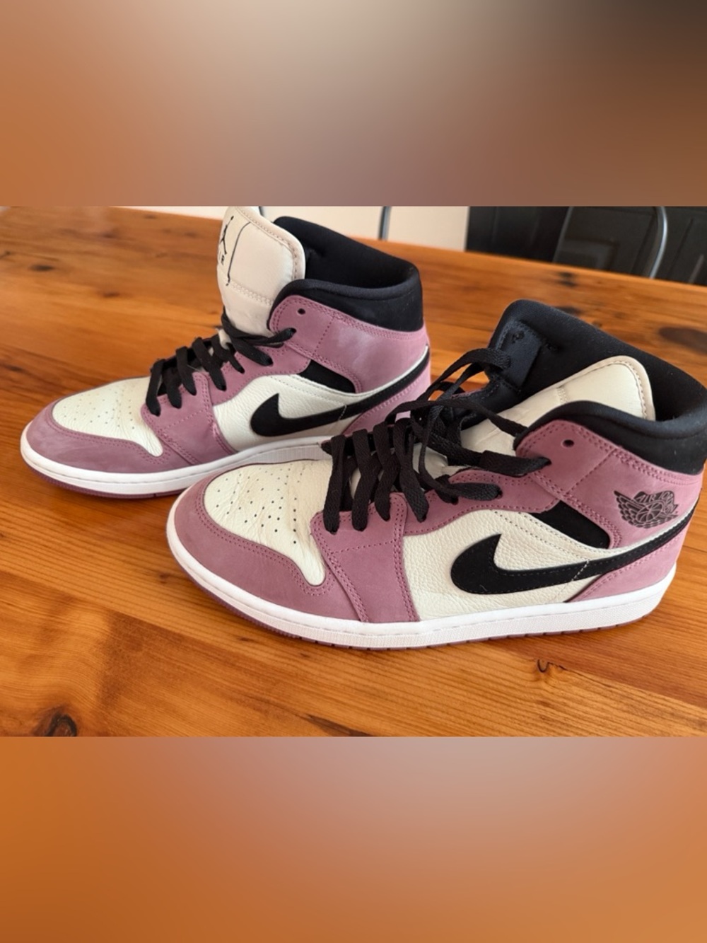 Nike Air Jordan 1 High Pink, White & Black